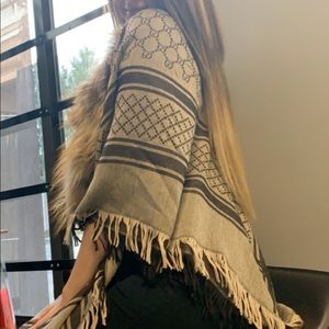 Gucci shawl